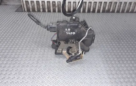 Audi A6 S6 C5 4B Rear door lock