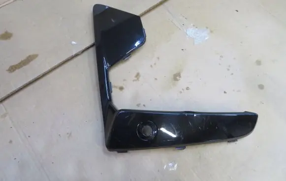 BMW X5M G05 F95 Bumper support mounting bracket corner 51118075176