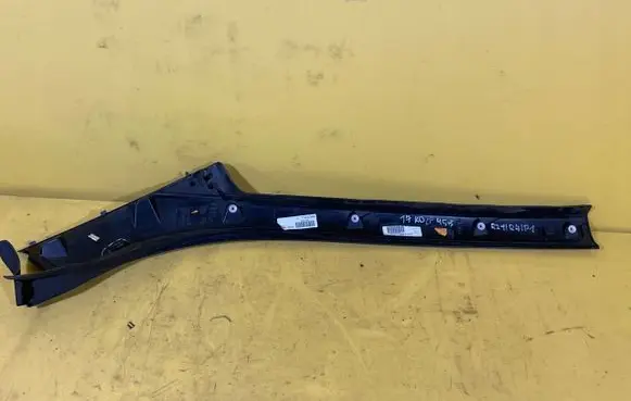 Renault Scenic III - Grand scenic III Rear sill (body part) RZ1R4P1