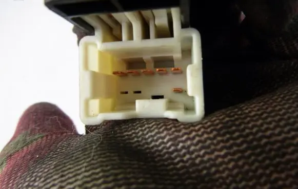 Nissan Almera Tino Electric window control switch