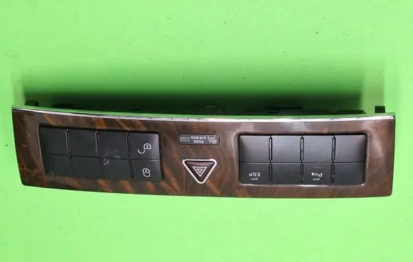 Mercedes-Benz C W203 Multifunctional control switch/knob a2036808082