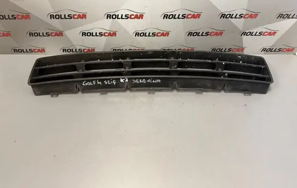 Volkswagen Golf IV Front bumper lower grill 1J0853677D