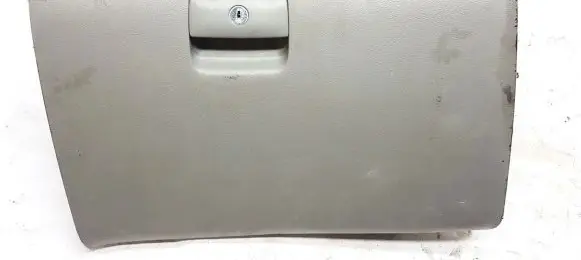 KIA Carnival Glove box