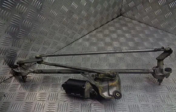 Chrysler PT Cruiser Front wiper linkage and motor