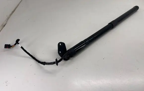 Porsche Cayenne (92A) Tailgate/trunk strut/damper 7P5827851F 7P5827601 95851285104