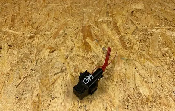 BMW X3 F25 Coolant fan relay 9207913