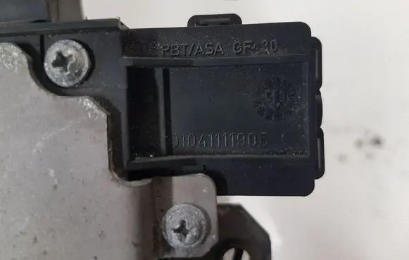 Ford Focus Tailgate/trunk/boot lock/catch/latch 01041111905