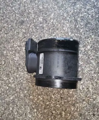 Mazda 3 I Mass air flow meter 9650010780