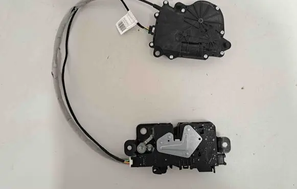 BMW X4 G02 Tailgate/trunk/boot lock/catch/latch 7431076 7357112