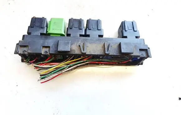 Nissan Micra Fuse box set 252309f900