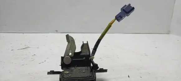 Toyota Yaris Tailgate/trunk/boot lock/catch/latch