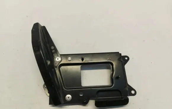 Mitsubishi Eclipse Cross ACC Distronic radar sensor grill/trim 8639A211