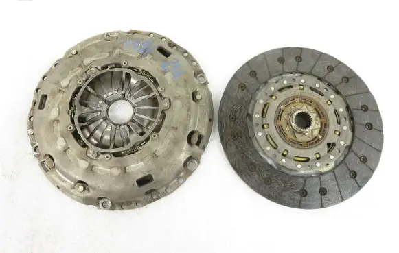Ford Mondeo Mk III Clutch set kit 324047410 3000951882