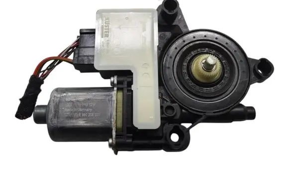 Volkswagen Polo VI Front door window regulator motor 2Q1959881