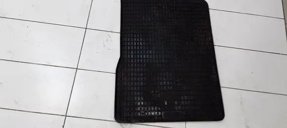 Volkswagen Golf V Front floor mat 
