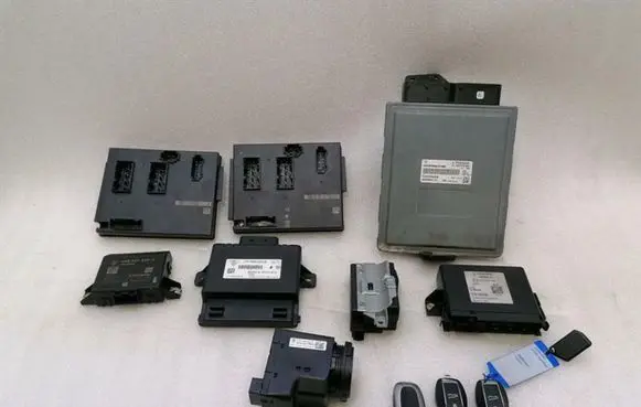 Porsche Cayenne (92A) Engine ECU kit and lock set 7P5906033A 7PP907279CG