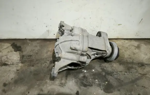 Jeep Grand Cherokee Rear differential 68251553AA