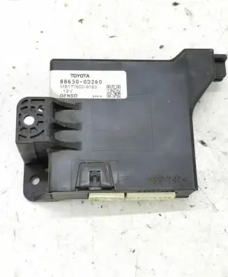 Toyota Yaris Air conditioning/heating control unit 886500D260