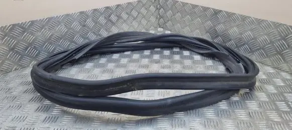BMW 2 F45 Trunk rubber seal (body) 7301934