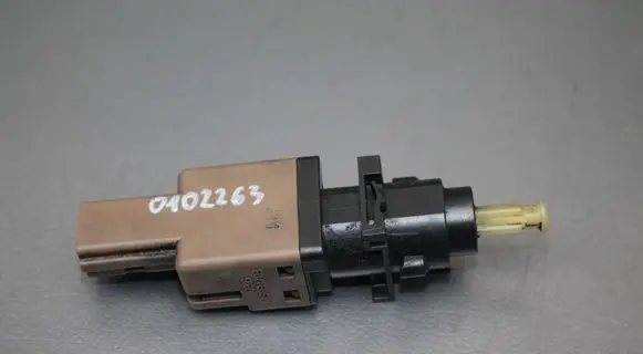 Alfa Romeo 147 Brake pedal sensor switch