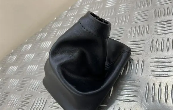 Gear lever shifter trim leather/knob