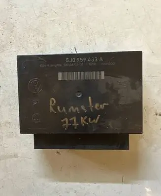 Skoda Fabia Mk2 (5J) Engine control unit/module 5J0959433A