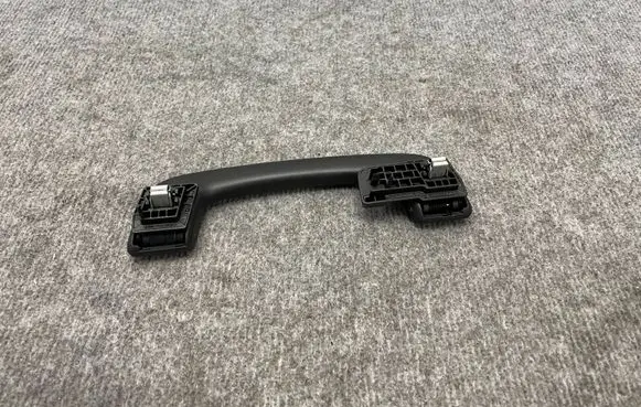 BMW X3 G01 Rear interior roof grab handle 109144418