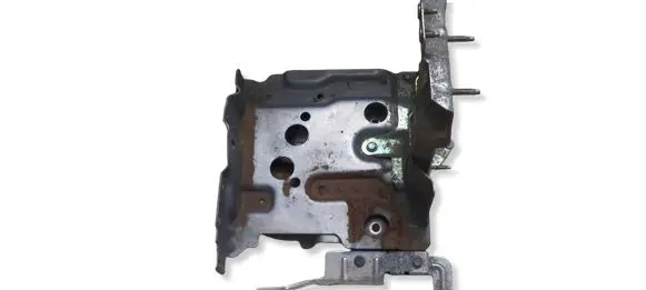 Nissan Qashqai Battery box tray 