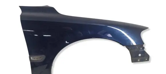 Volvo V70 Fender 