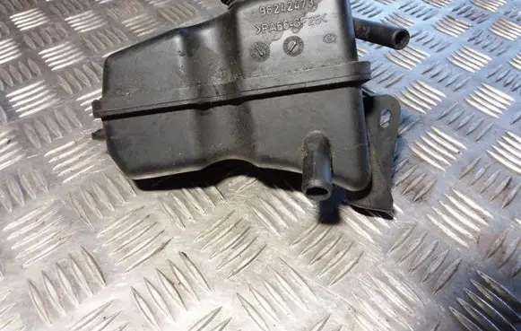 Peugeot 406 Power steering fluid tank/reservoir 96242473