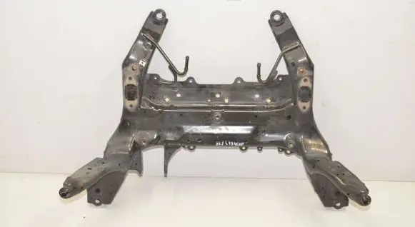 BMW 1 F40 Front subframe 6872729 31116872729 31114097788