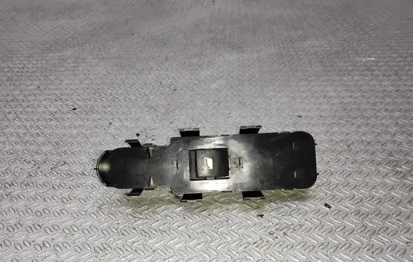 Citroen C4 I Electric window control switch 9651465677