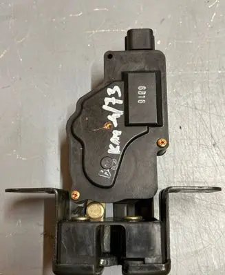 KIA Sorento Tailgate window lock/catch/latch 871303E000