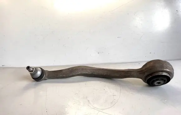 Mercedes-Benz C W205 Front control arm 2130100L1