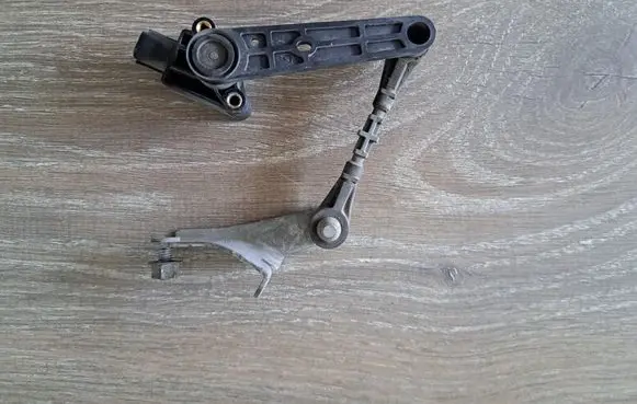Ford Puma Other front suspension part 3048003