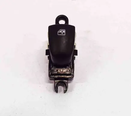 Renault Kadjar Electric window control switch 16X13SN