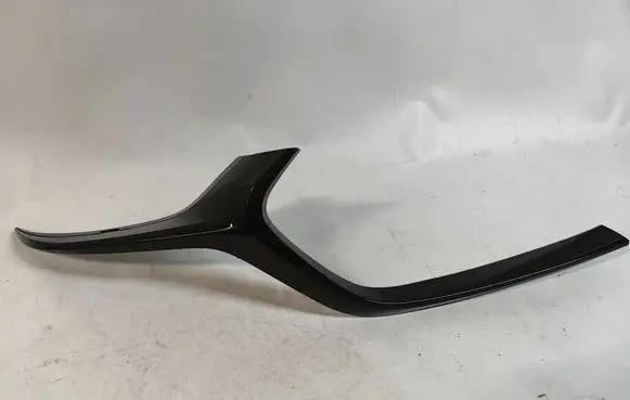 Mazda 3 Front bumper upper radiator grill BCKN50