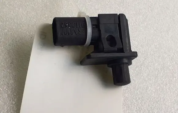 BMW 3 E90 E91 Bonnet alarm switch sensor 9119052
