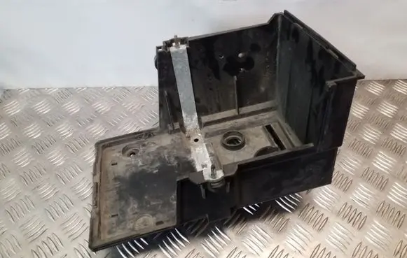 Ford Focus Battery box tray 3M5110723