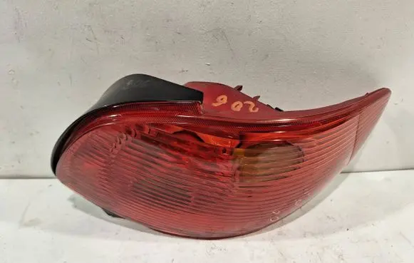 Peugeot 206 Rear/tail lights