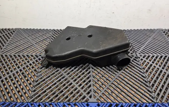 Lexus RX 330 - 350 - 400H Intake resonator 1789320100