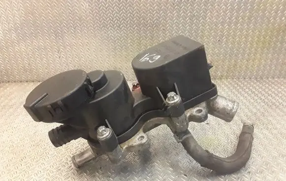 Mercedes-Benz A W169 Oil breather separator A6400101062 6400101062