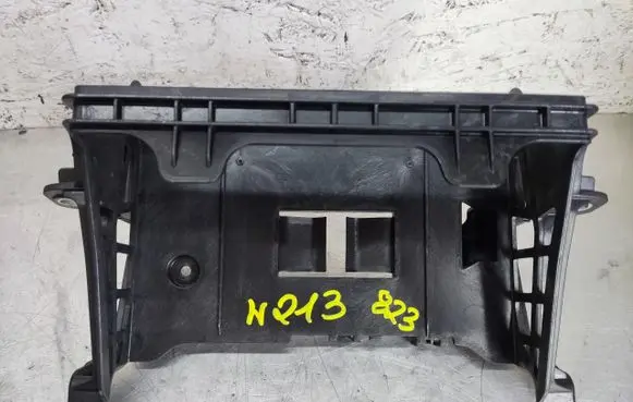 Mercedes-Benz E W213 Engine control unit holder A2135455900
