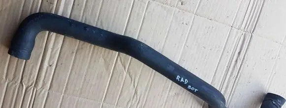 Volkswagen Transporter - Caravelle T5 Engine coolant pipe/hose 7H0121051G