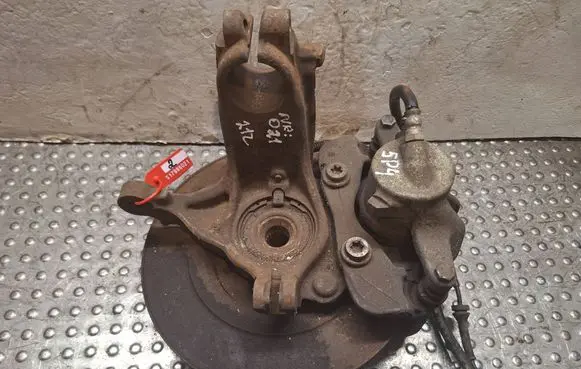 Peugeot 207 Front wheel hub spindle knuckle S17986021 5P4