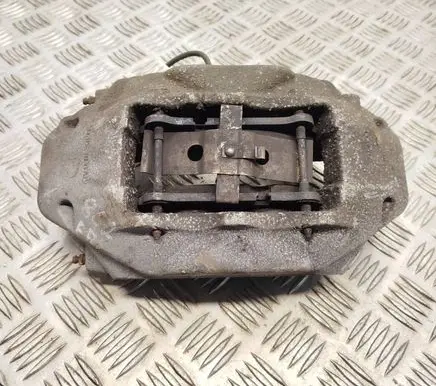 Volkswagen Touareg I Front brake caliper