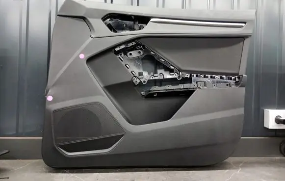 Audi Q3 F3 Glove box in trunk 83a867134