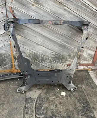 Volvo XC70 Front subframe