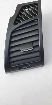BMW 1 E81 E87 Dashboard side air vent grill/cover trim 7059187