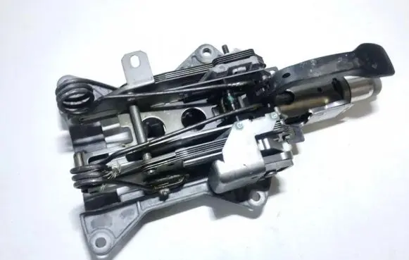 Audi A4 S4 B7 8E 8H Steering wheel axle 8e0419502g 0501401